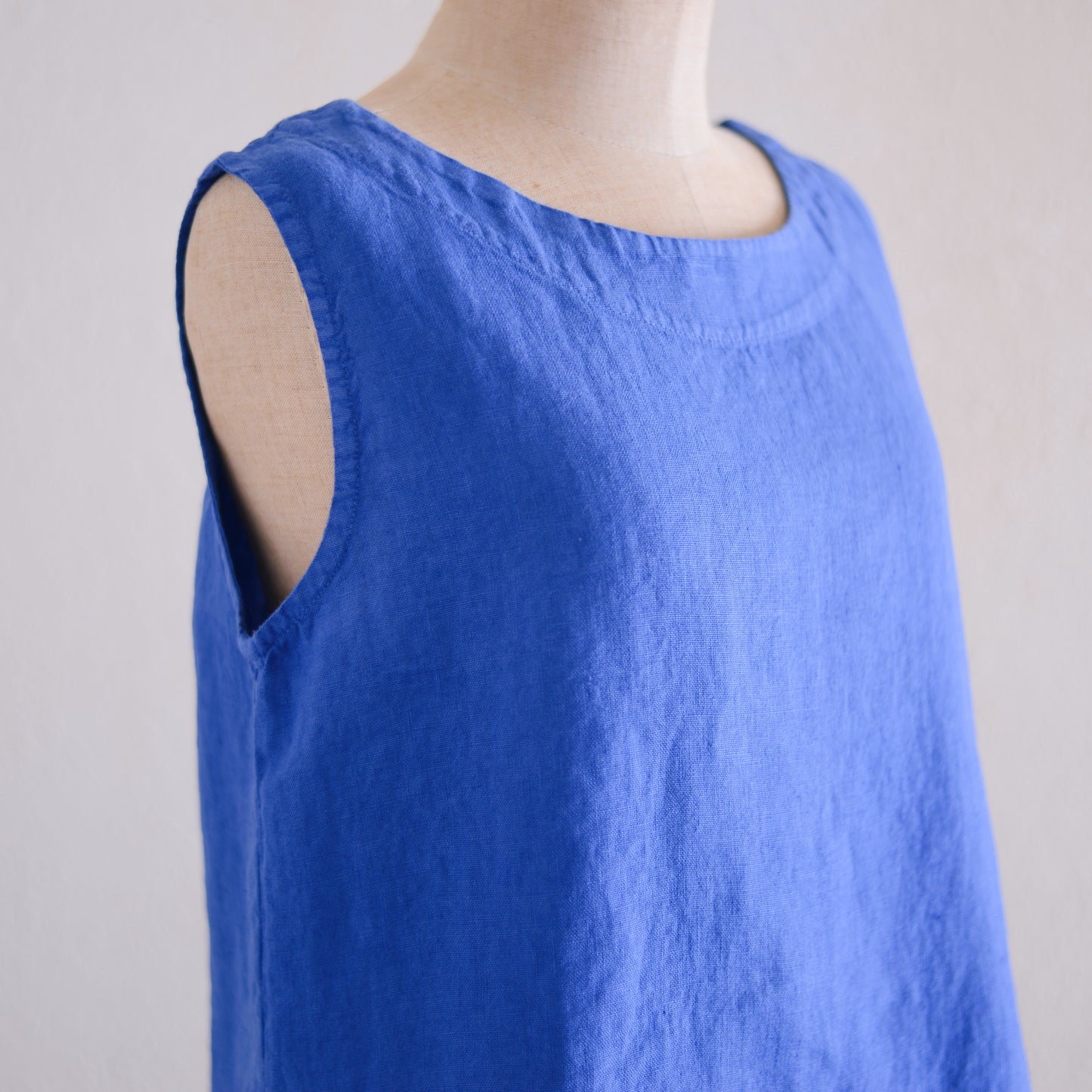 リネンボートネックスリーブレスプルオーバー Blue