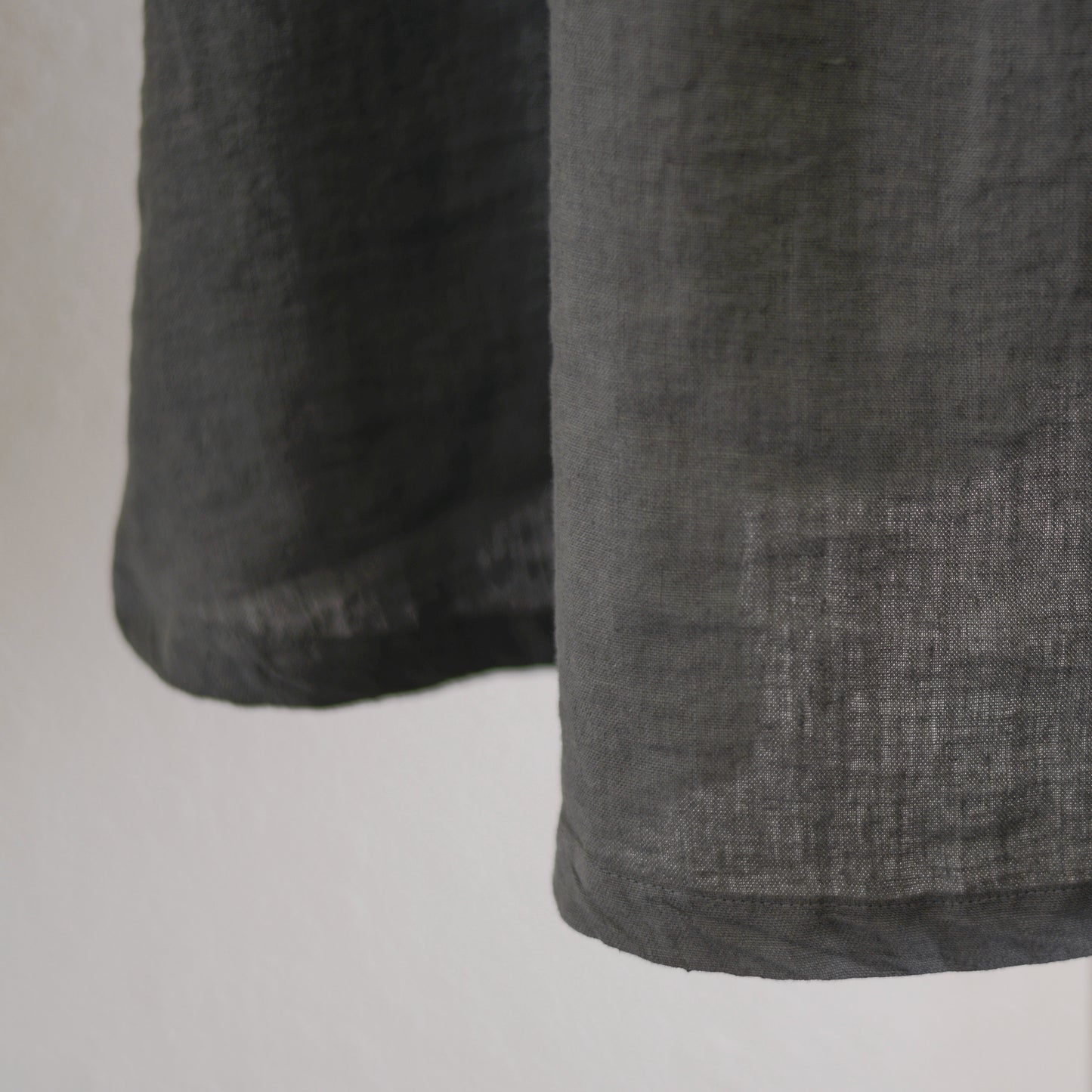 リネンギャザーウエストワンピース Charcoal Gray