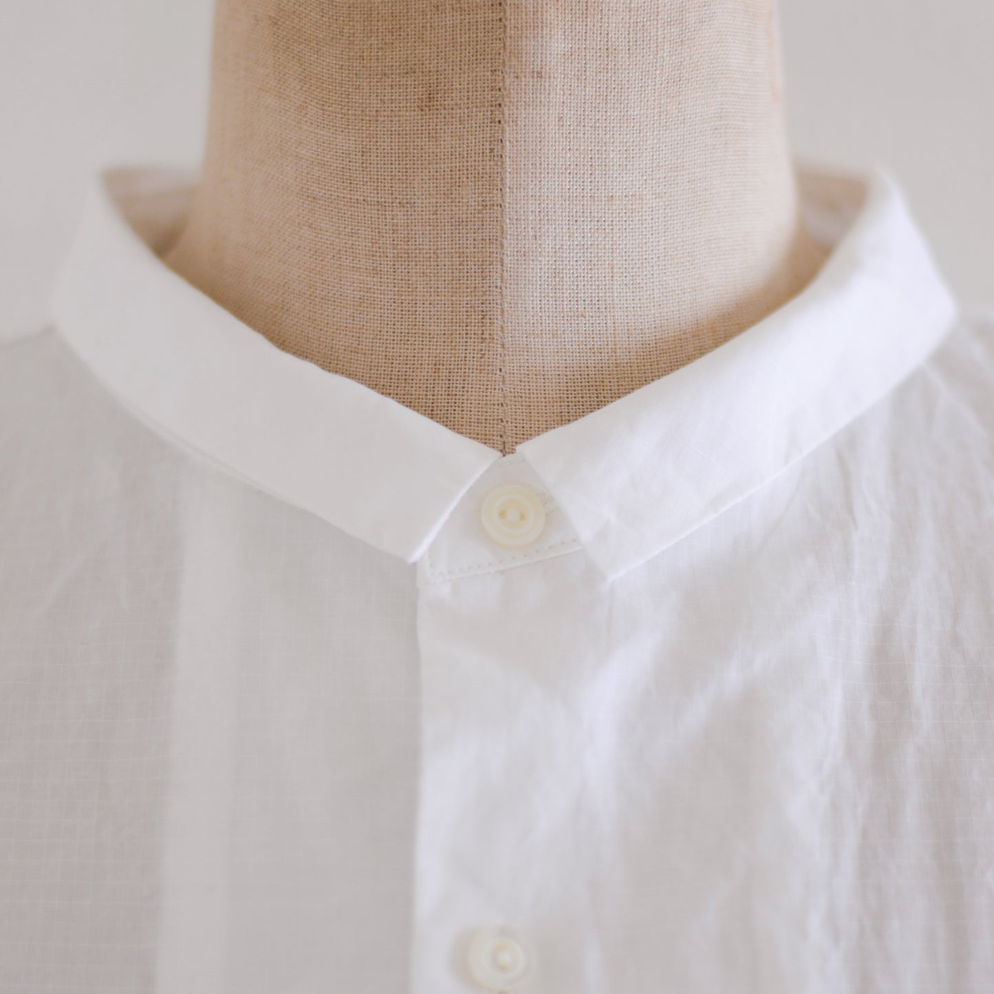 オーガニックコットンプチカラーシャツ Off White
