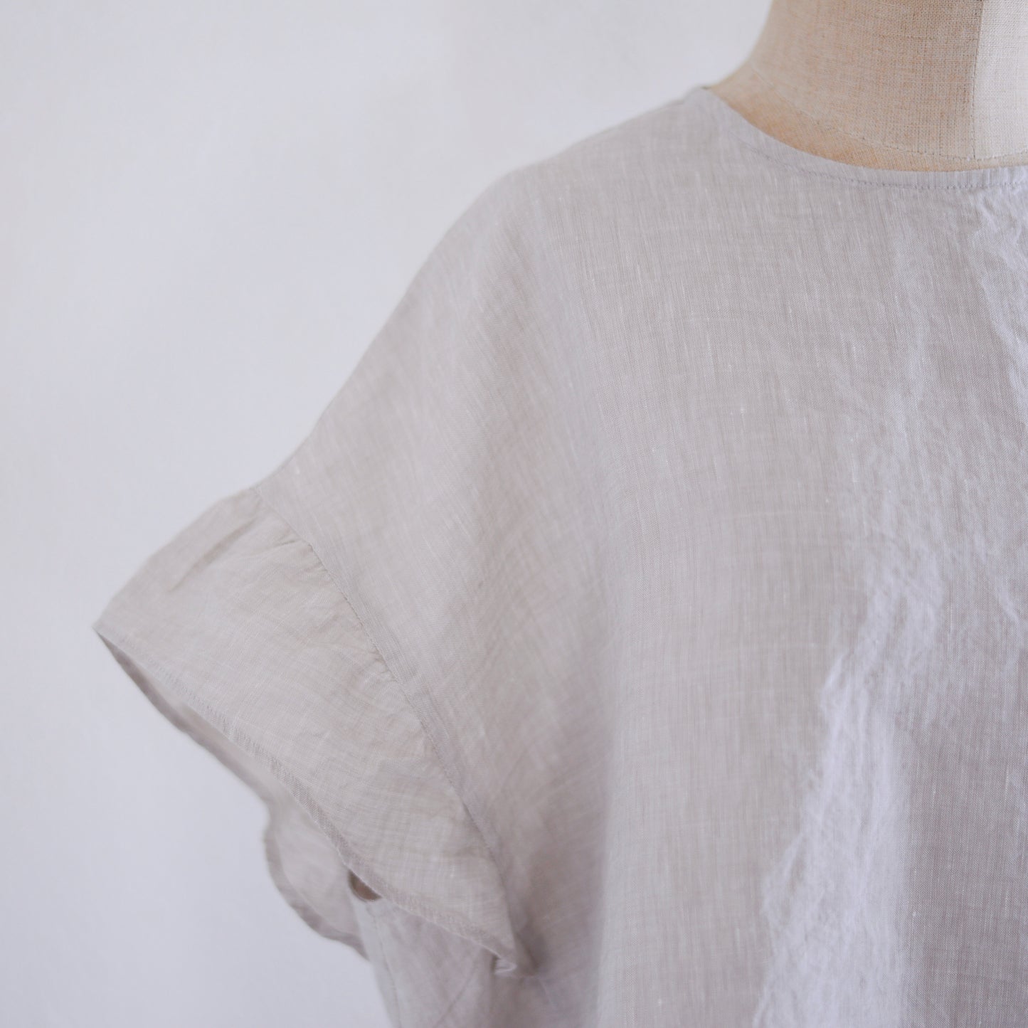 リネンラミーギャザースリーブブラウス Beige