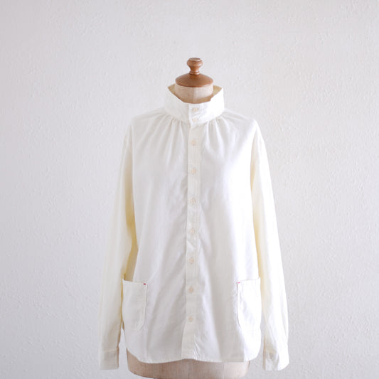 ブラッシュドコットンハイネックシャツ Off White