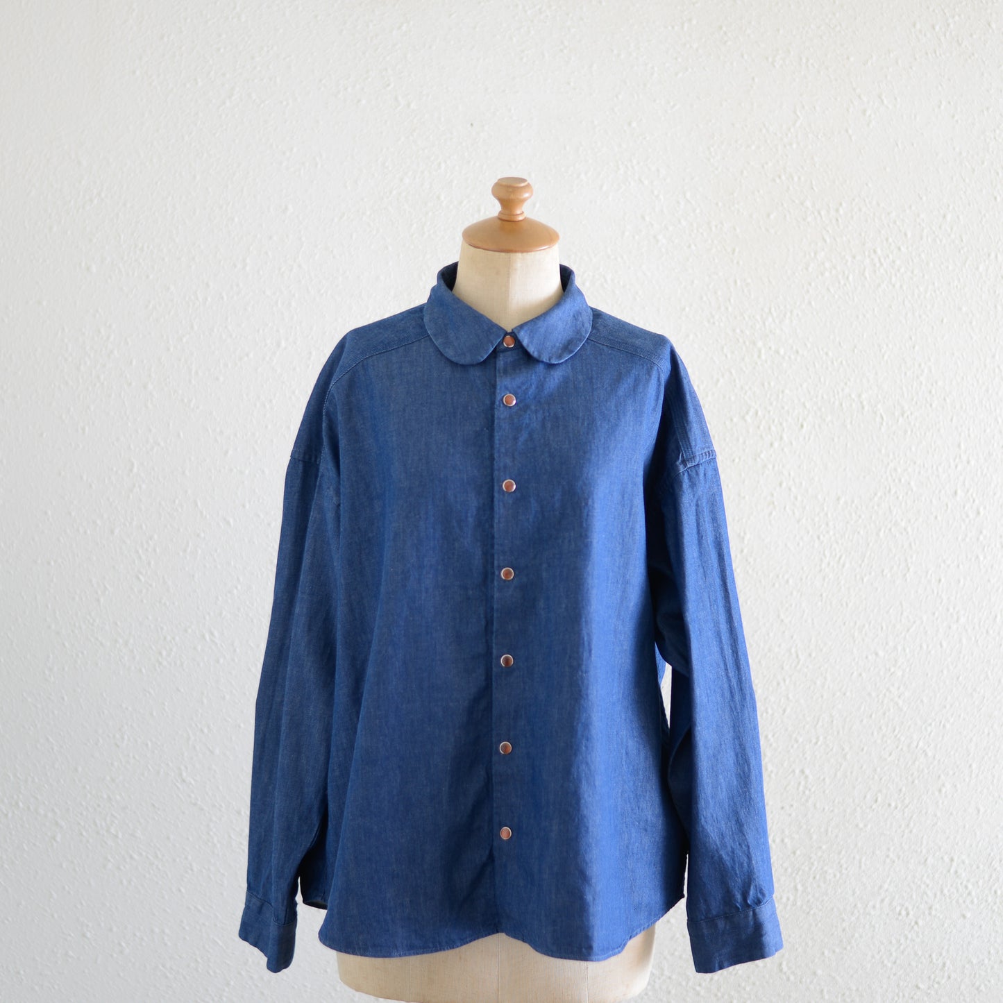 Cotton denim round collar shirt Blue
