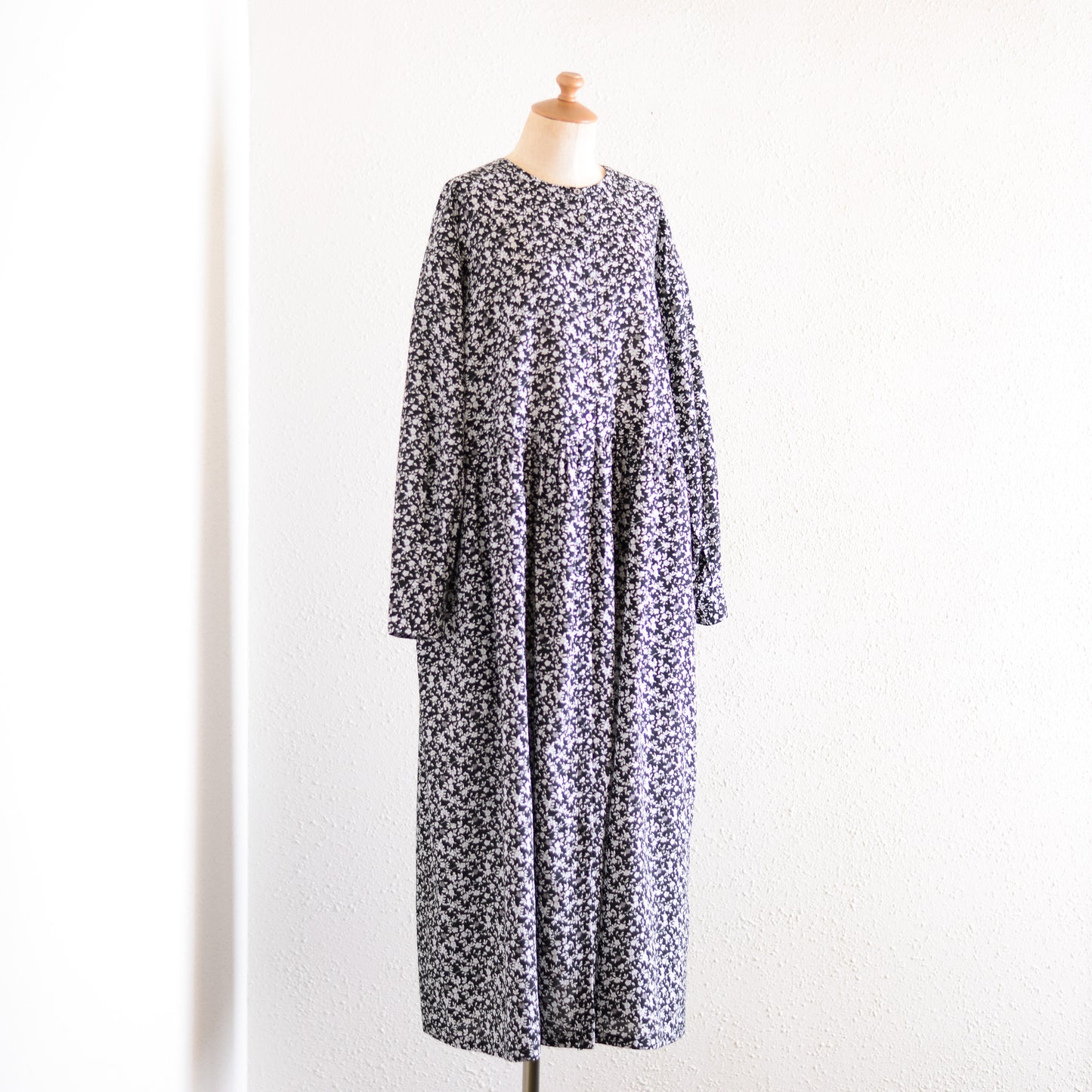 コットンキュプラフラワー２ウェイワンピース Black