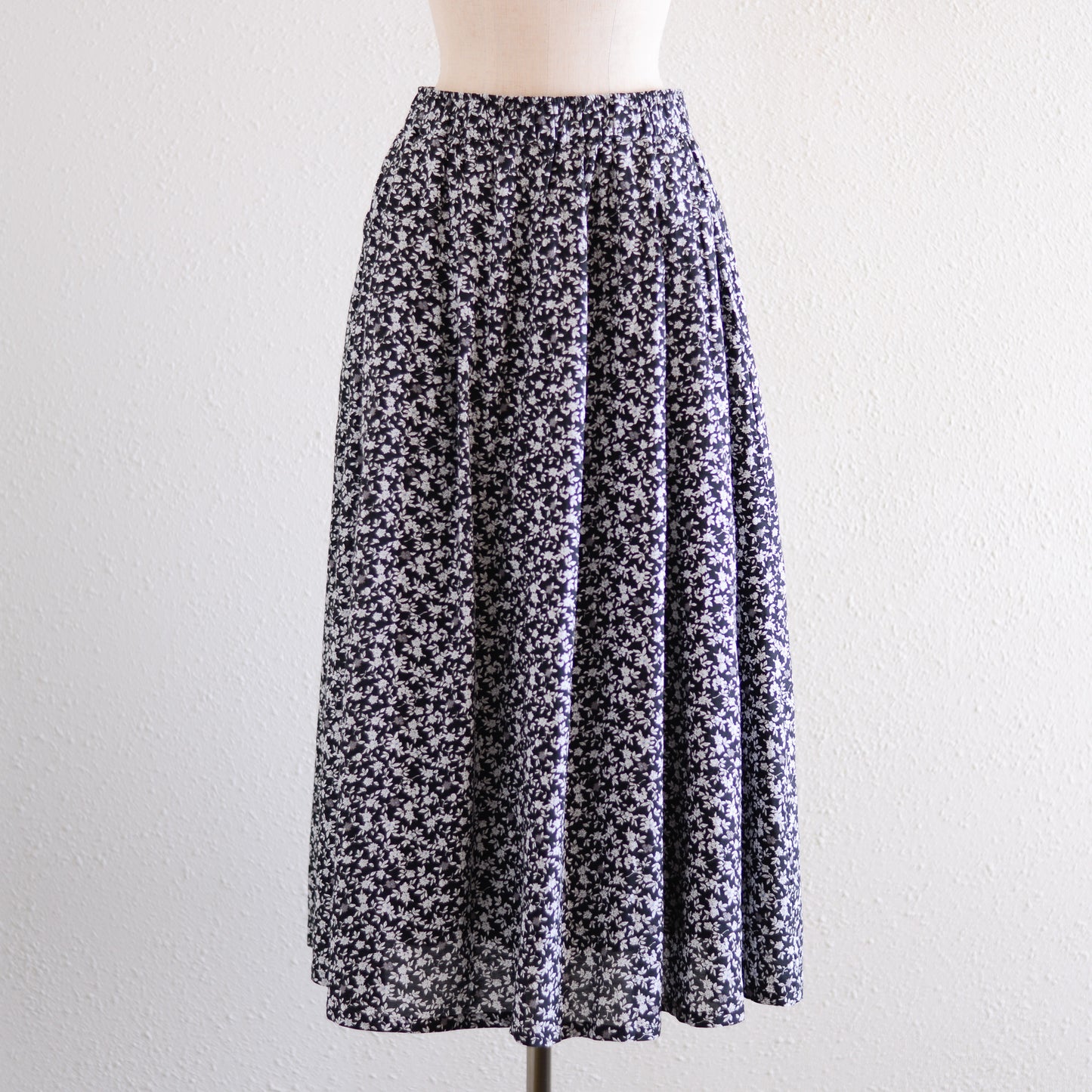 コットンキュプラフラワースカート Black