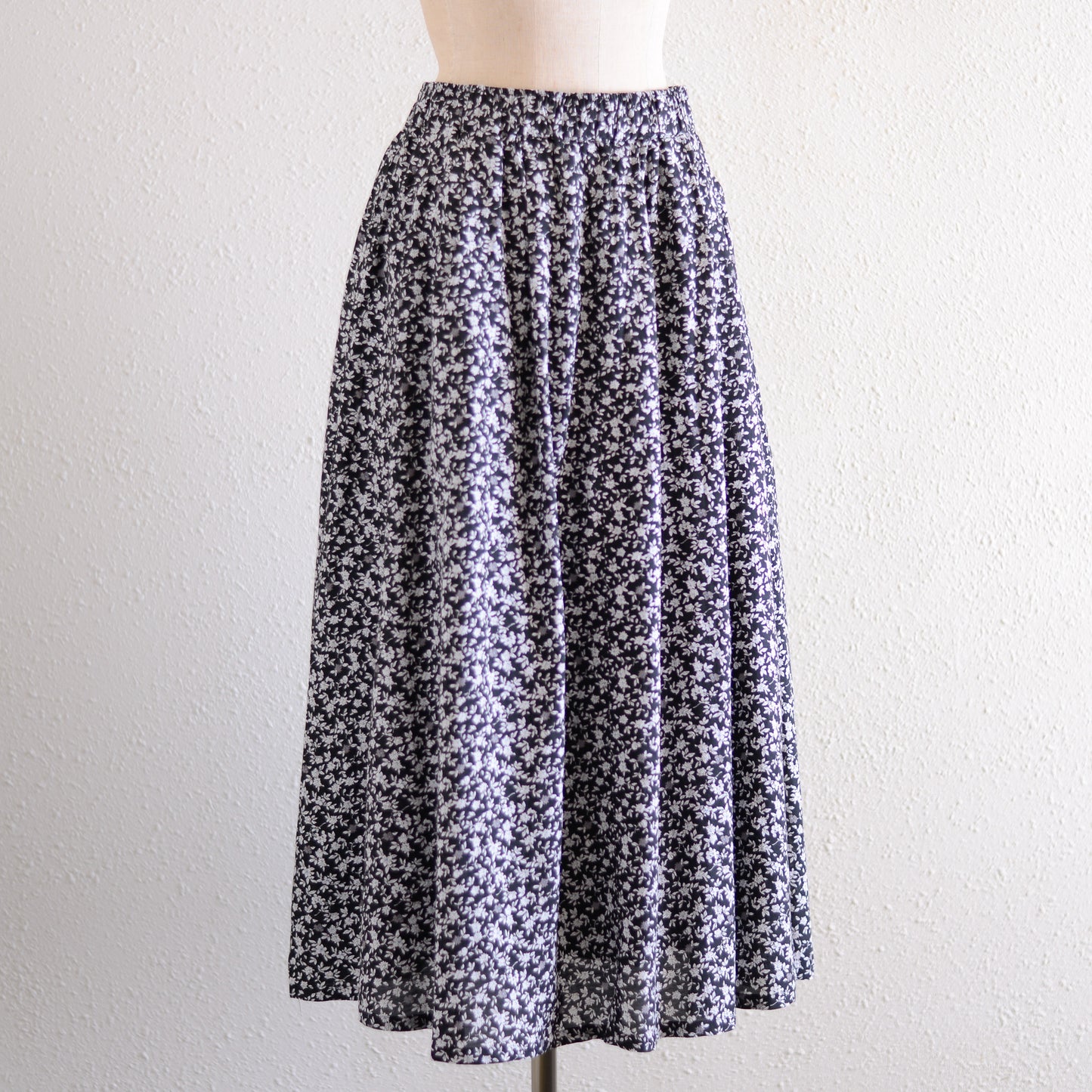 コットンキュプラフラワースカート Black