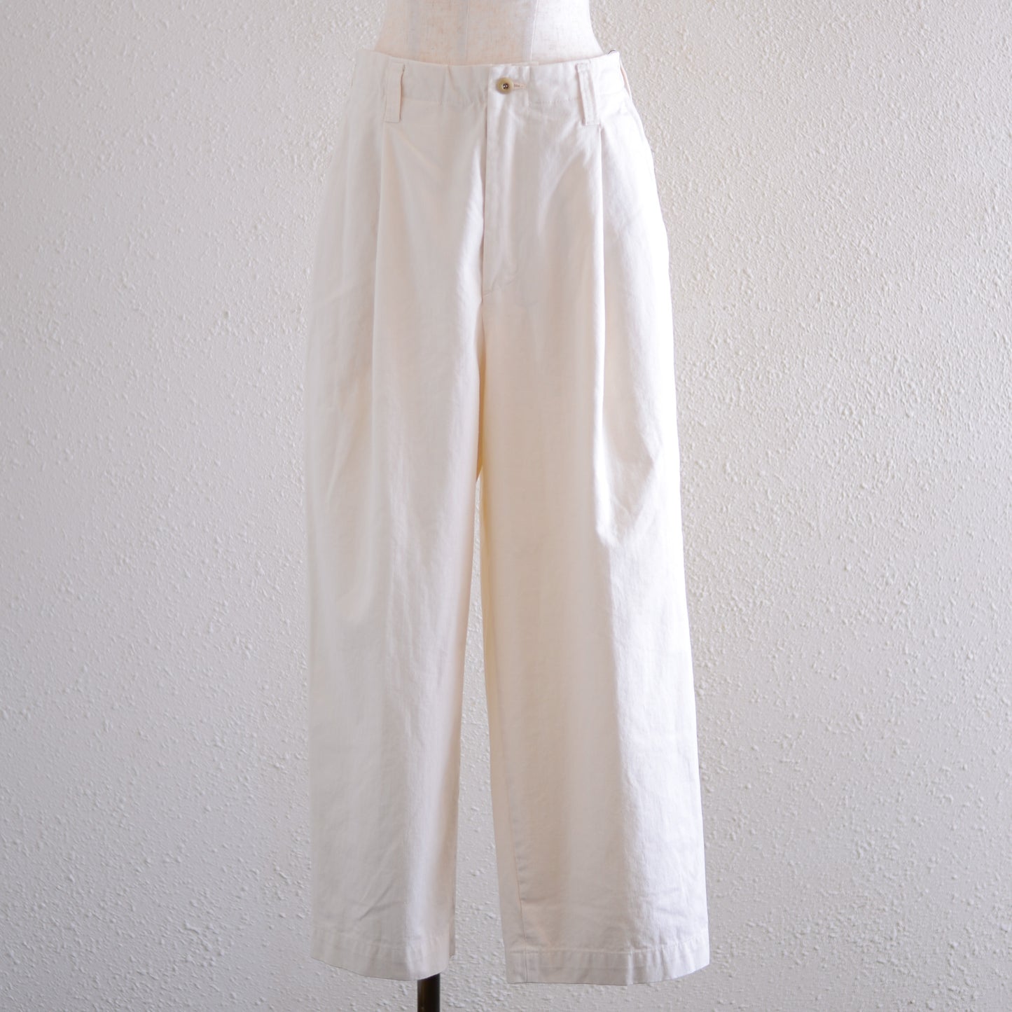 コットンテーパードチノパンツ Ivory