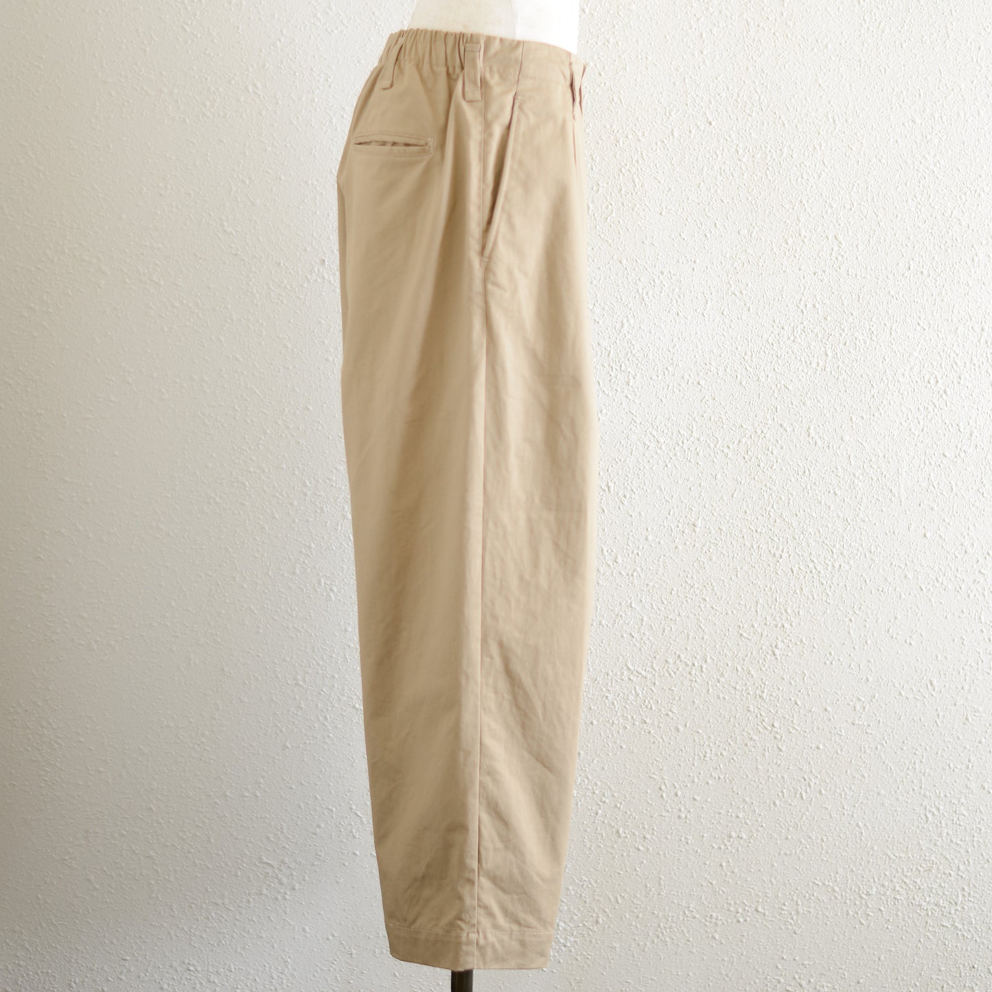 コットンテーパードチノパンツ Kahki Beige
