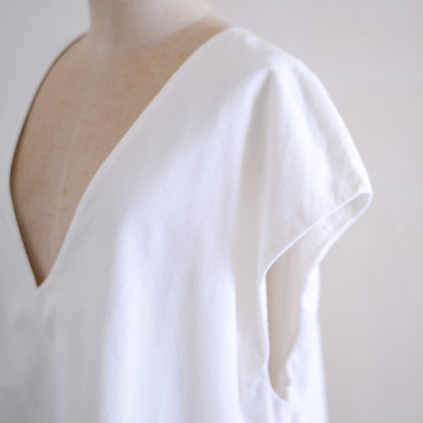 コットン２ウェイVネックベスト Off White