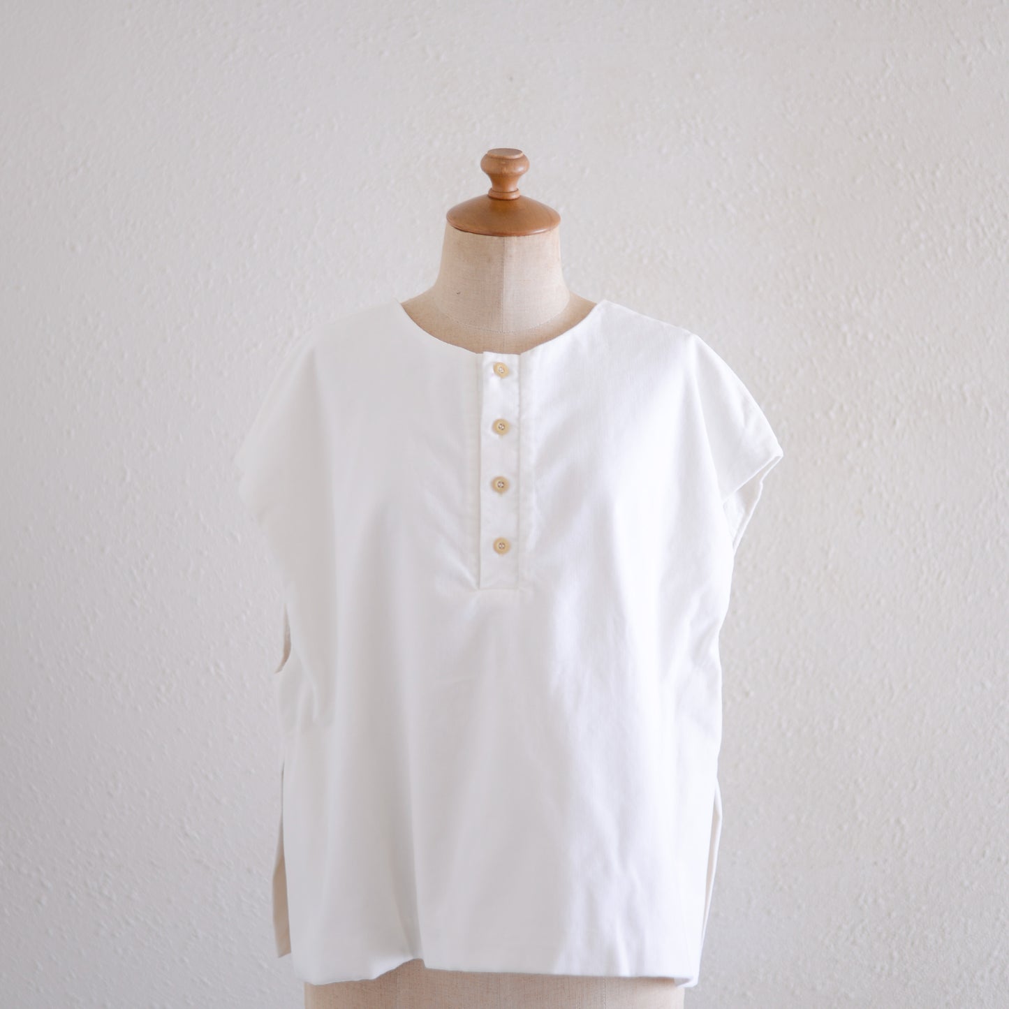 コットン２ウェイVネックベスト Off White