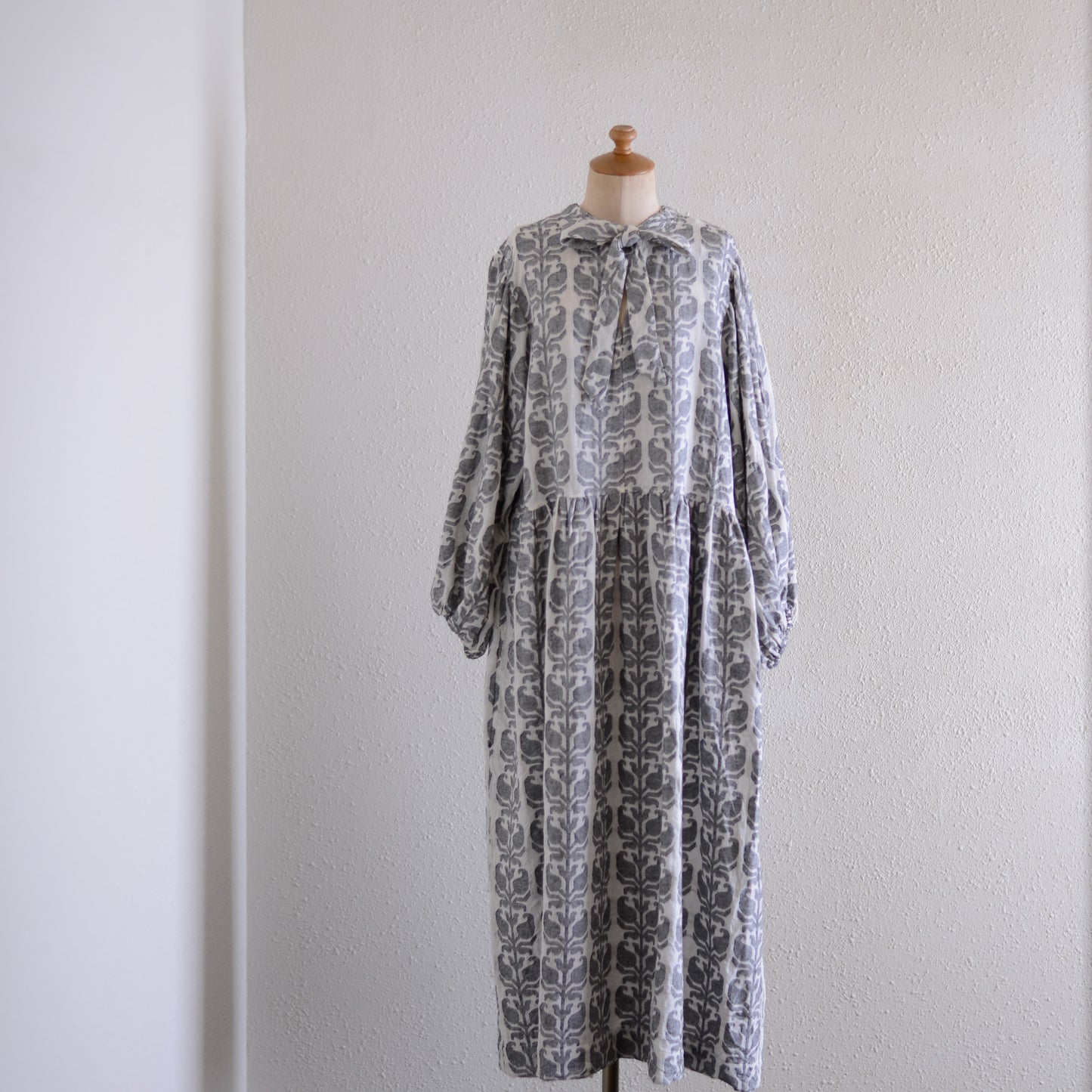 Cotton Jacquard Ribbon Dress, Natural x Black