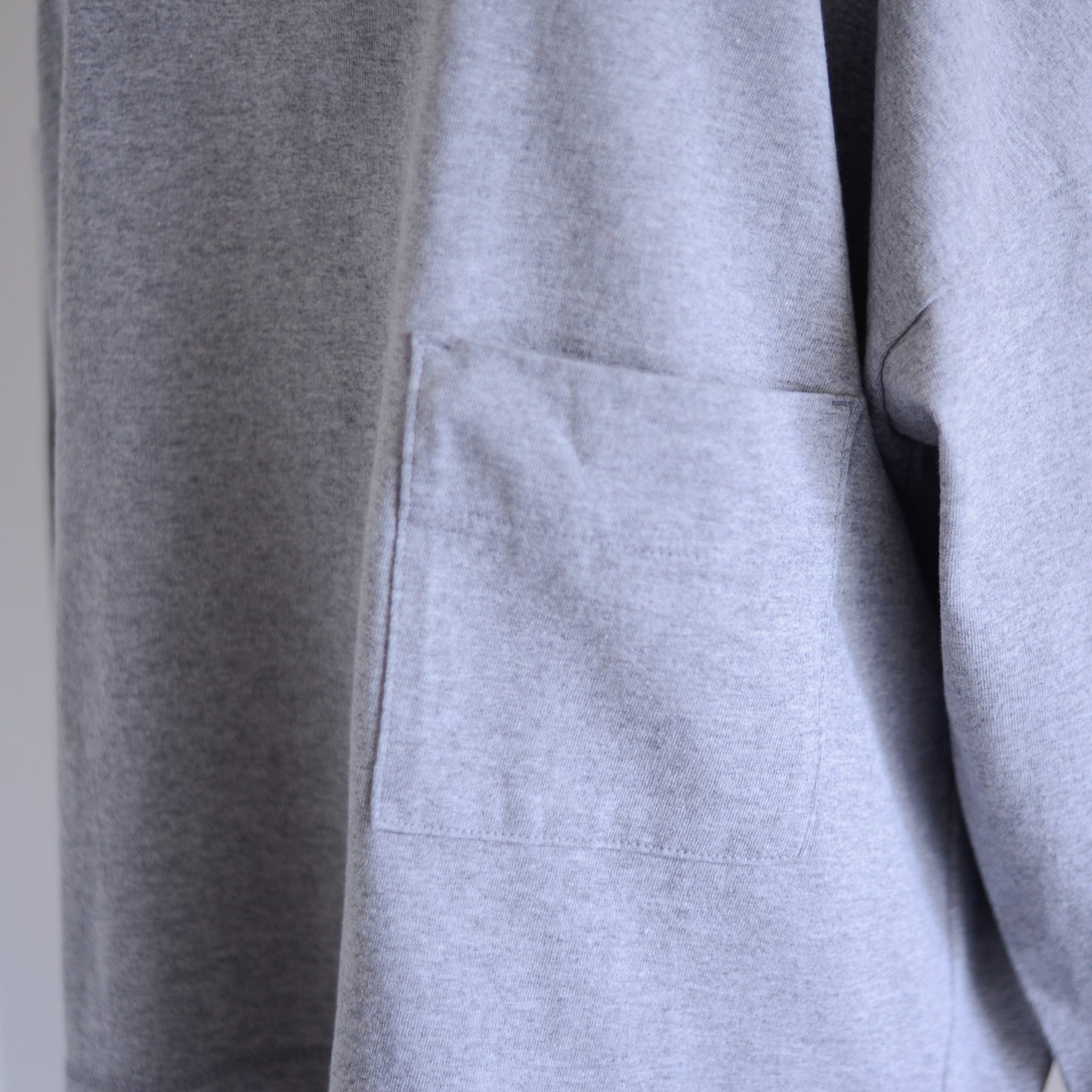 コットンドロップショルダーポケットTシャツ Gray