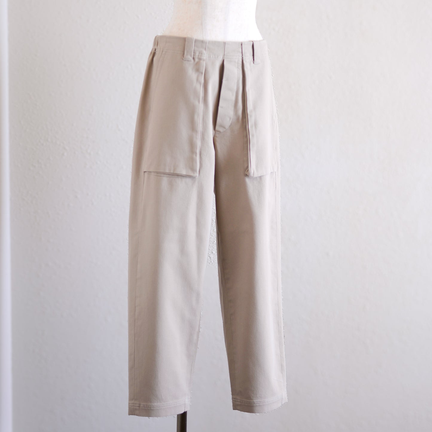 オーガニックコットンマチポケットアンクルパンツ Beige