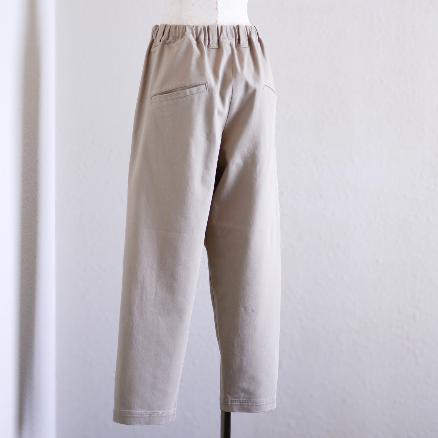 オーガニックコットンマチポケットアンクルパンツ Beige