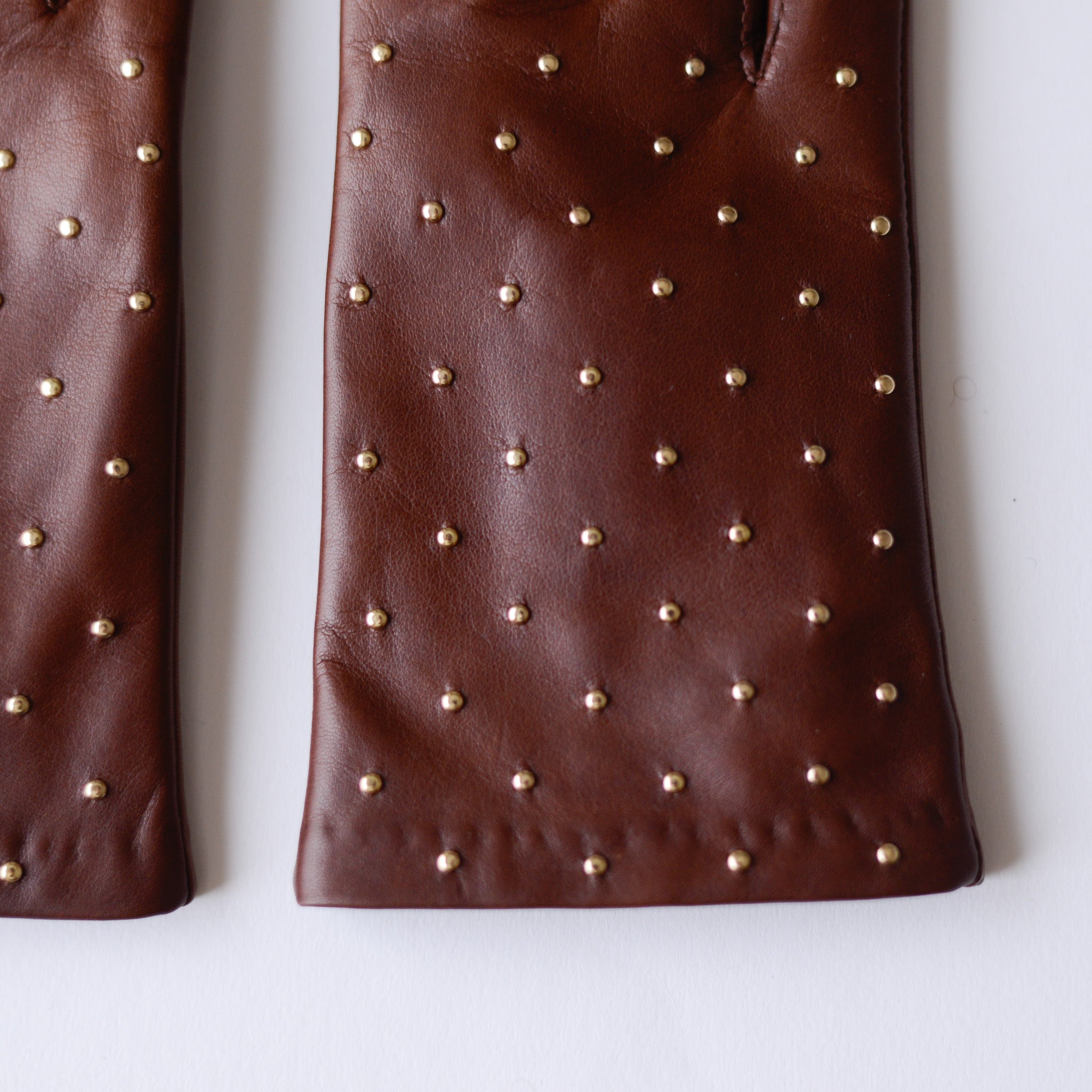 シルクライニングスタッズレザーグローブ Brown – MAR ONLINE STORE