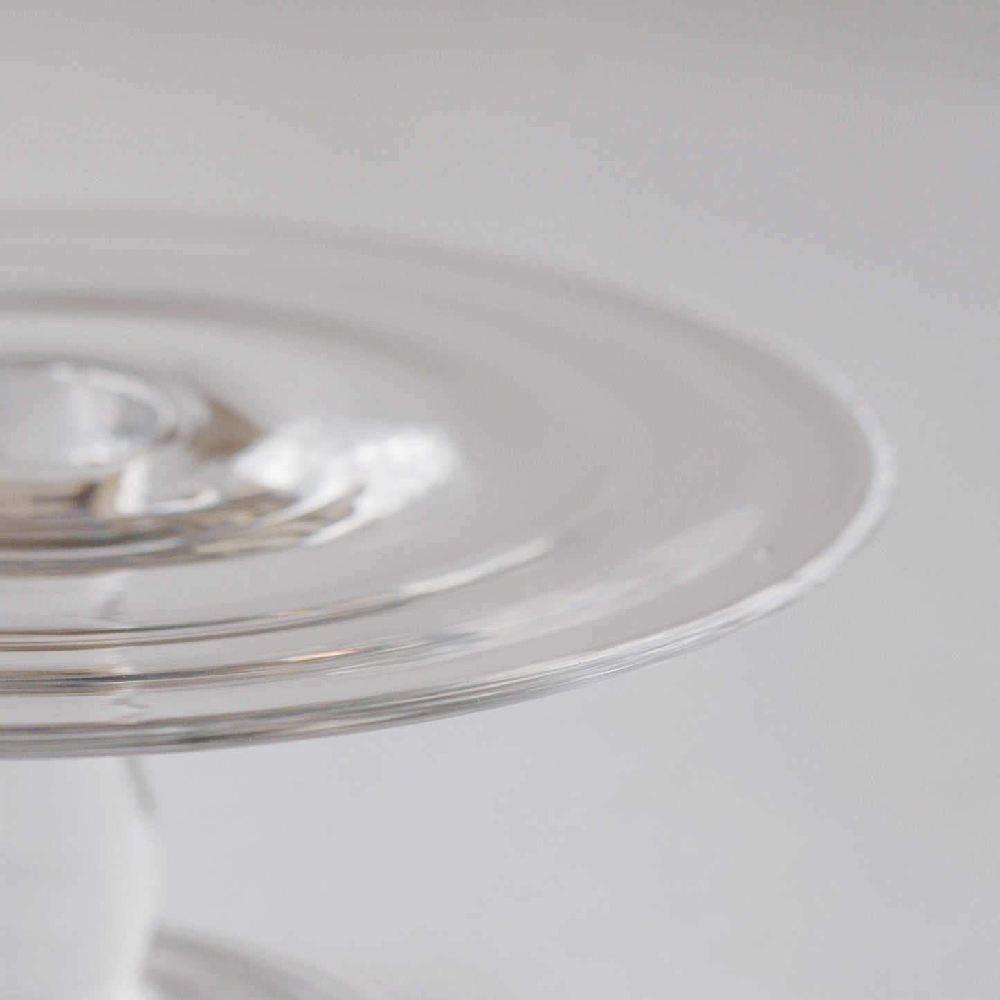 [Correction Required] Recycled Glass Compote S