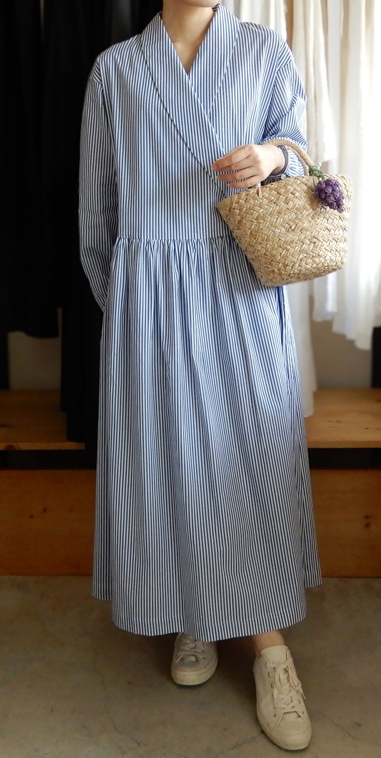 ショールカラーカシュクールワンピース White×Navy