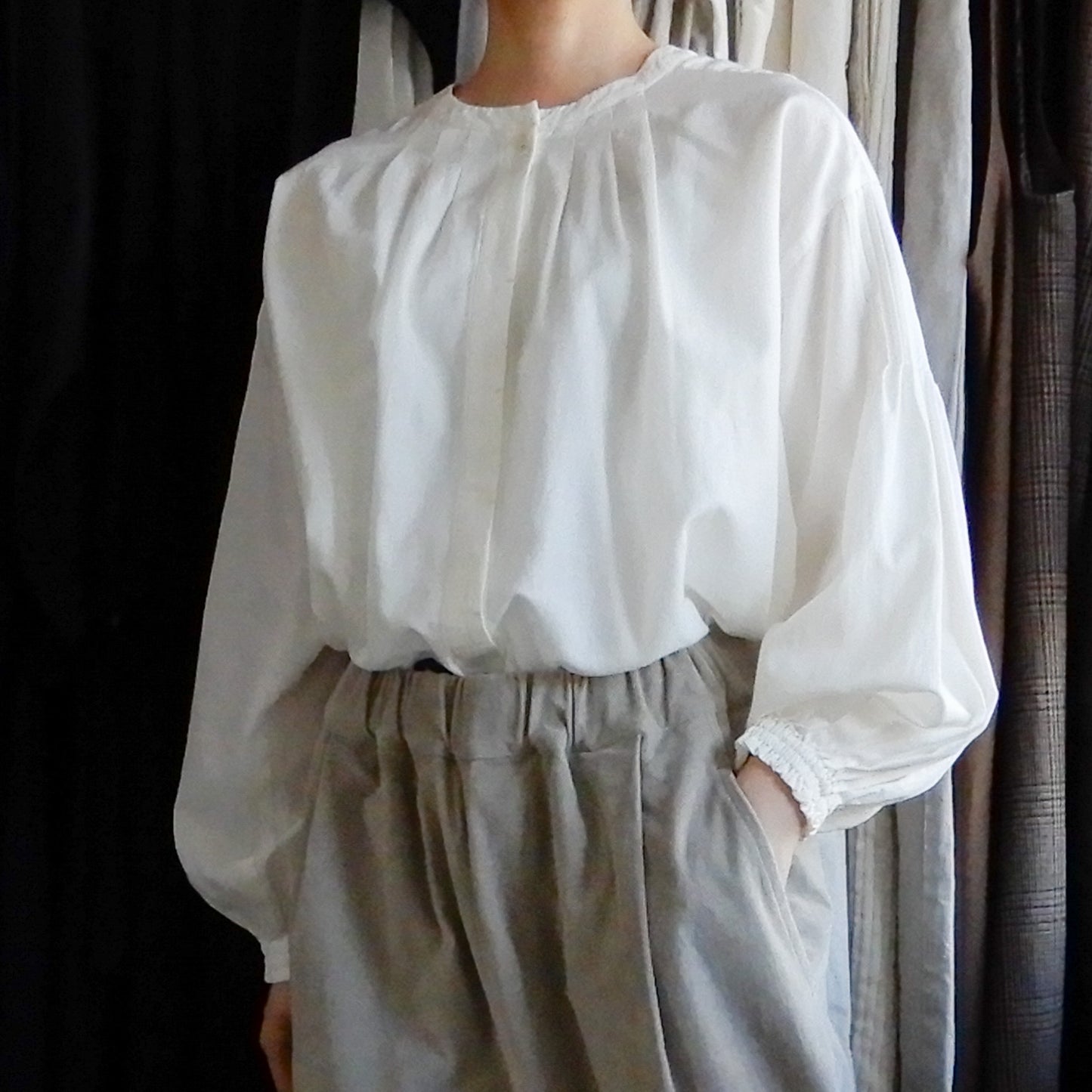 コットンキュプラウールピンタック2ウェイブラウス